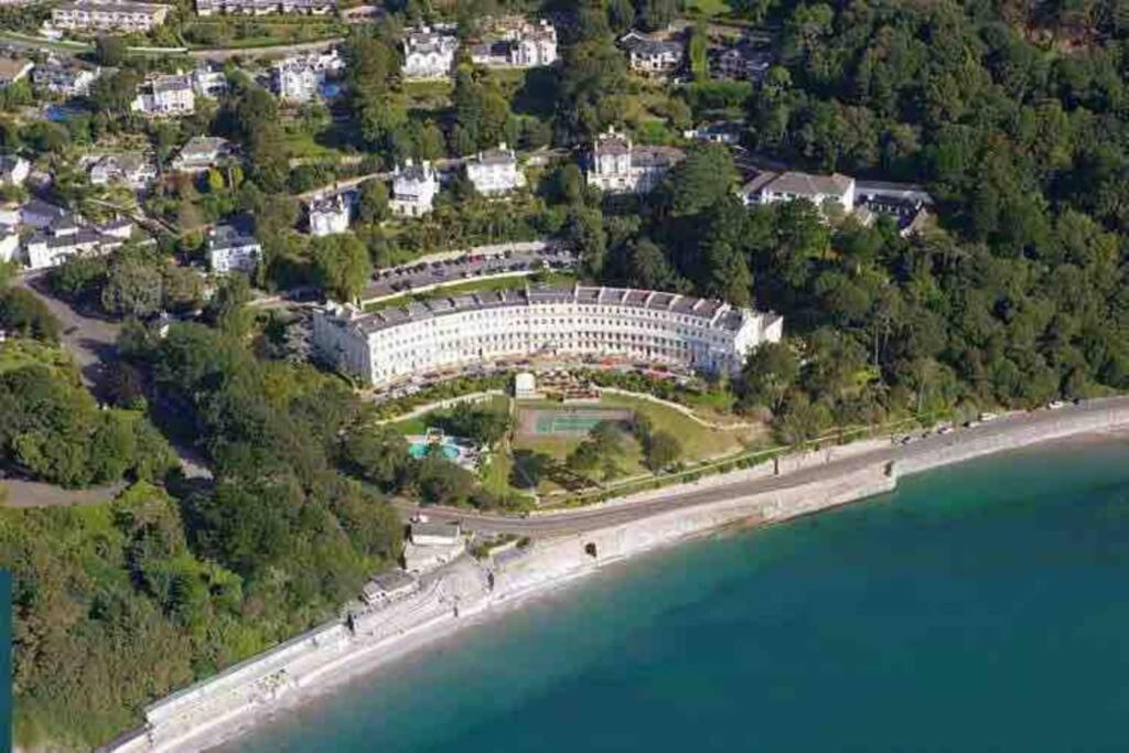 **Sunny And Bright, Thatchers Rock One Bed Beach Front Apartment*** Torquay Exteriör bild